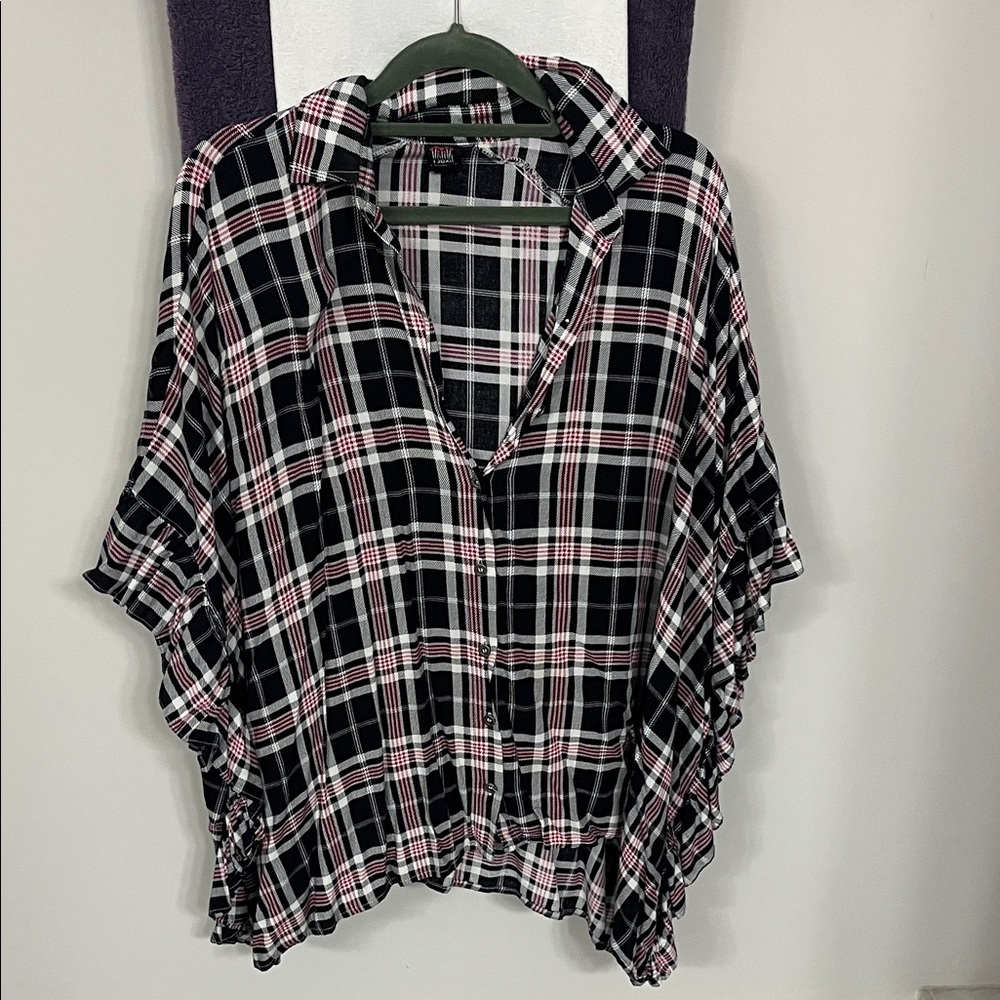 Plaid Women's Top - Black and Red